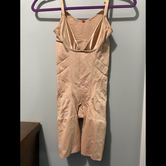 Body Shaper - Picture 1 of 2